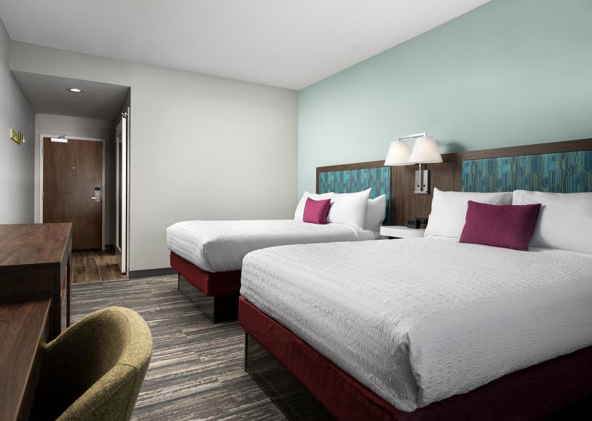 Hampton Inn Redmond Bend Airport Exterior photo